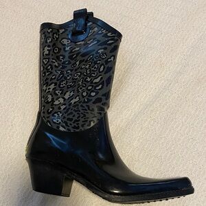 Western Chief Black and Gray Leopard Women's Boots